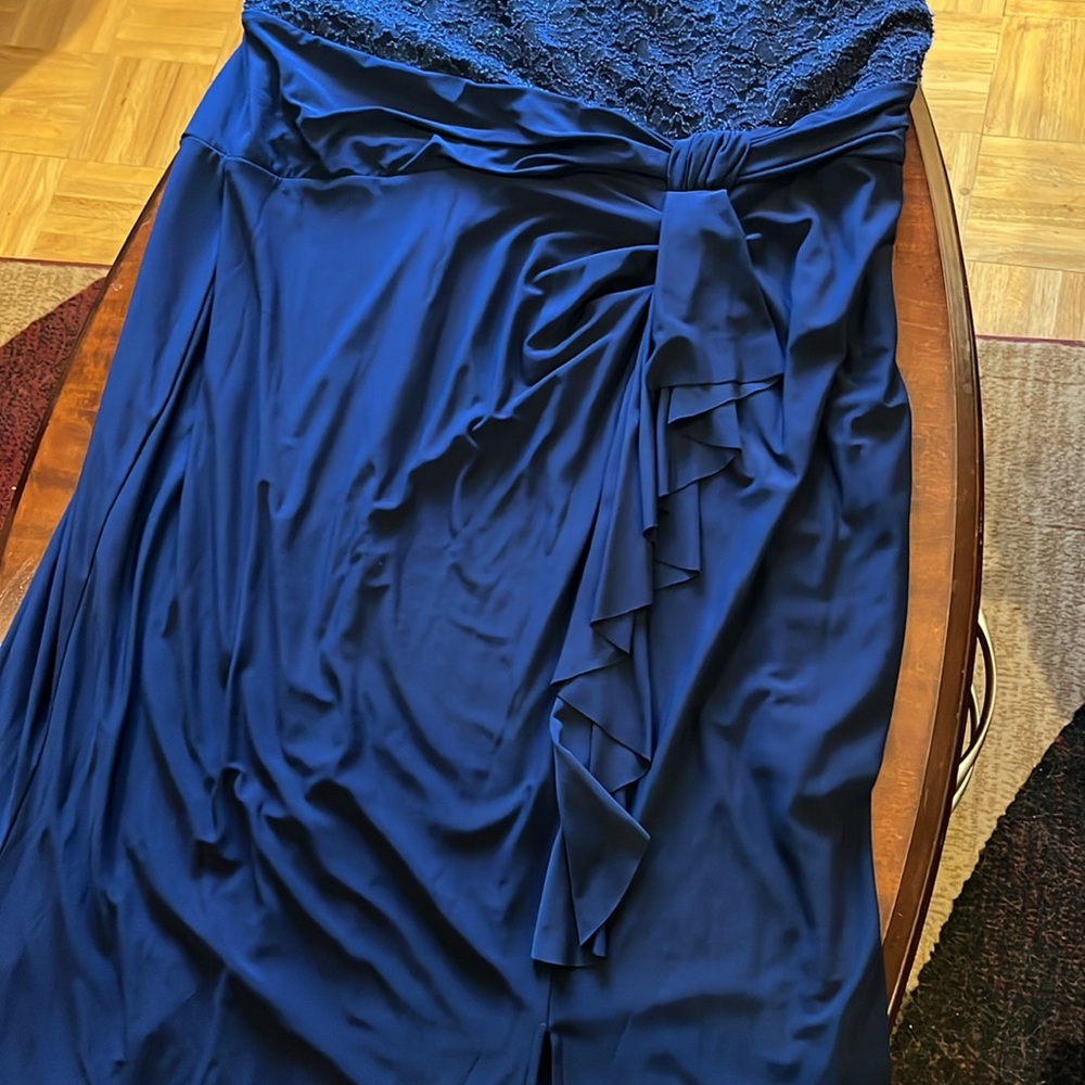 Marina evening formal dress. Cascade ruffle, lace sparkle bodice. Navy blue. 22 - Picture 8 of 16